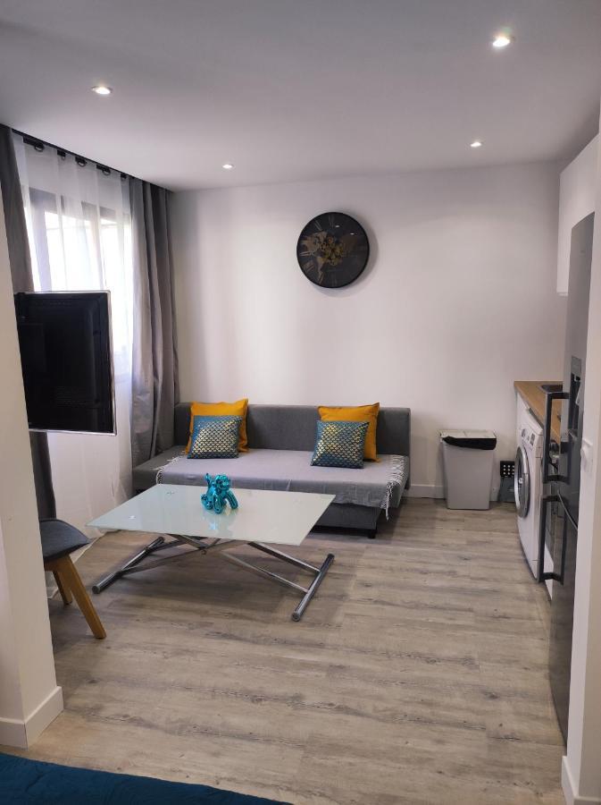 Lumineux Charming Appartement - Cozy Flat Le Chesnay  Esterno foto
